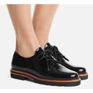 Womens Stuart Weitzman Metro Black Patent Leather Lace Up Oxfords Size 5.5
